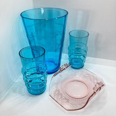 LOT 57: Beautiful Blue Glass Vase, Drinking Glasses with Pink Depression Glass Dish with Handles