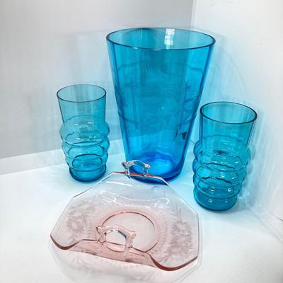 LOT 57: Beautiful Blue Glass Vase, Drinking Glasses with Pink Depression Glass Dish with Handles