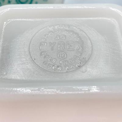 LOT 58: Vintage Pyrex Bowls (Butterprint) / Refrigerator Dishes with Lids Collection with Vintage Cookbooks