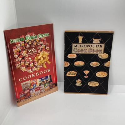 LOT 58: Vintage Pyrex Bowls (Butterprint) / Refrigerator Dishes with Lids Collection with Vintage Cookbooks