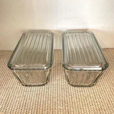 LOT 61: Vintage Pryrex Refrigerator Dishes with Lids, Limoges Small Plates, Better Homes and Gardens Cookbooks and More