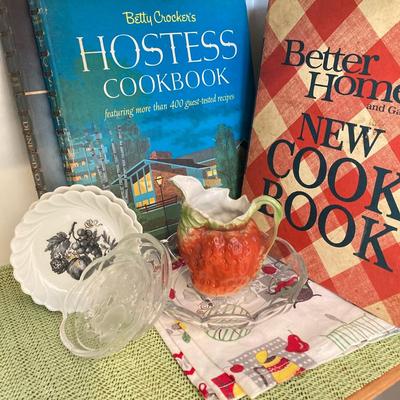LOT 61: Vintage Pryrex Refrigerator Dishes with Lids, Limoges Small Plates, Better Homes and Gardens Cookbooks and More