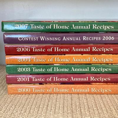 LOT 62: Kitchen Essentials - Pyrex Bowl, Scale, Storage Containers, Trivet and More