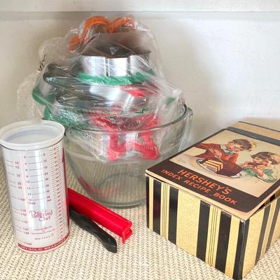 LOT 63: Vintage Baking Collection - Pampered Chef Bowl Hamilton Mixer, Cookie Cutters, Hershey's Recipe Book, "Dreamy Dessert...