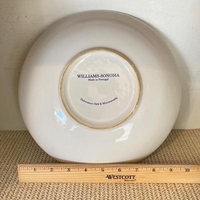 LOT 64: Kitchen Essentials Collection - Pampered Chef Deep Dish Baker, Corning Ware, Anchor Hocking, Williams - Sonoma, Cookbooks and More