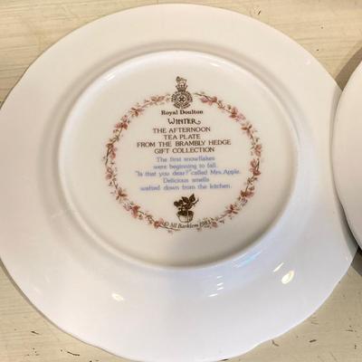 LOT 68: Sweet Children's Kitchen Bake / Play Collection - Doll-E-Toys Pink Cup, Worthmore Aluminum Cup Cake Baking Tray, Plates,