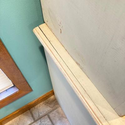 LOT 76: Vintage Farmhouse Style Hutch / Kitchen Hoosier Cabinet