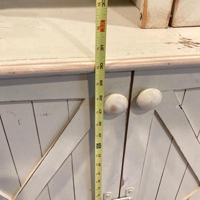 LOT 76: Vintage Farmhouse Style Hutch / Kitchen Hoosier Cabinet