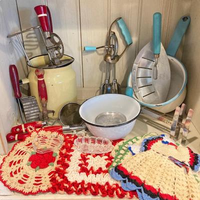 LOT 78: Vintage / Antique Kitchen Pots, Utensils / Gadgets, Crocheted Pot Holders and More