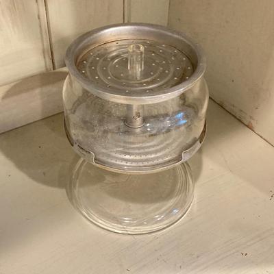 LOT 79: Vintage Pyrex Flame Ware Cookware