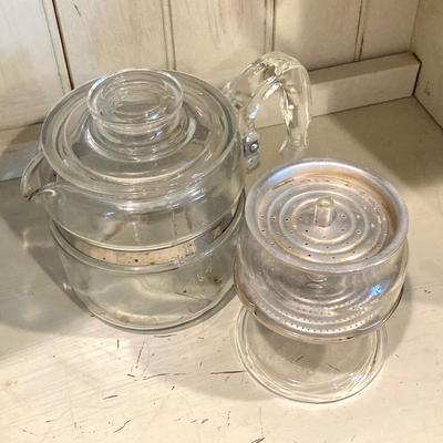 LOT 79: Vintage Pyrex Flame Ware Cookware