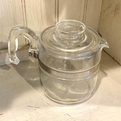 LOT 79: Vintage Pyrex Flame Ware Cookware