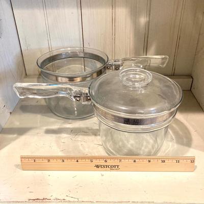 LOT 79: Vintage Pyrex Flame Ware Cookware