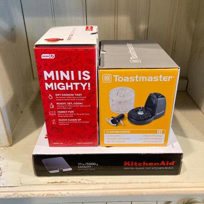 LOT 80: Kitchen Essentials - Horizon 16 Quart A Now Day In Cookware Pot with New in Package Kitchen Aid Digital Scale, Dash Mini Waffle...