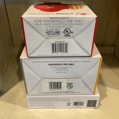 LOT 80: Kitchen Essentials - Horizon 16 Quart A Now Day In Cookware Pot with New in Package Kitchen Aid Digital Scale, Dash Mini Waffle...