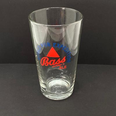 LOT 81: Vintage Party-Lite Winding Lane by Susan Winget, Reader's Digest Small Houses, Yankee Candles / Tea Light Holders, Nautica...