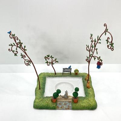 LOT 81: Vintage Party-Lite Winding Lane by Susan Winget, Reader's Digest Small Houses, Yankee Candles / Tea Light Holders, Nautica...