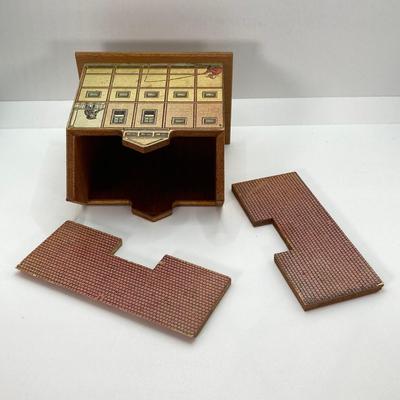 LOT 81: Vintage Party-Lite Winding Lane by Susan Winget, Reader's Digest Small Houses, Yankee Candles / Tea Light Holders, Nautica...