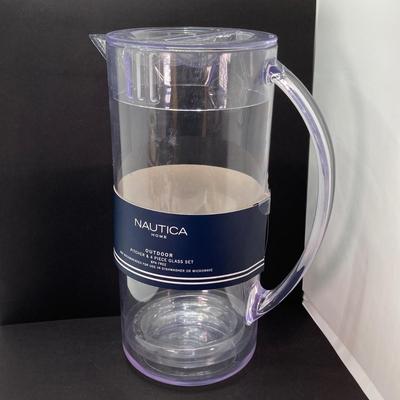 LOT 81: Vintage Party-Lite Winding Lane by Susan Winget, Reader's Digest Small Houses, Yankee Candles / Tea Light Holders, Nautica...