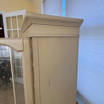 LOT 82: Farmhouse Style Curio Cabinet/Bookcase