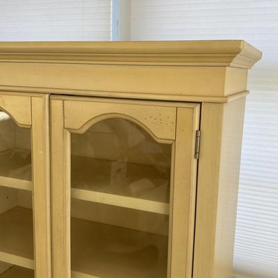 LOT 82: Farmhouse Style Curio Cabinet/Bookcase