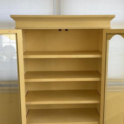 LOT 82: Farmhouse Style Curio Cabinet/Bookcase