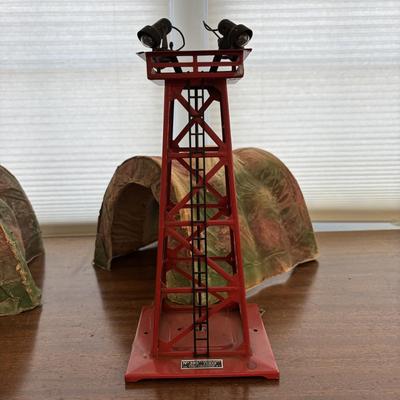 LOT 86: Vintage Plasticville Houses, Paper Mache Train Tunnels, Lionel Whistle Station, Lionel No.395 Flood Light Tower and Accessories