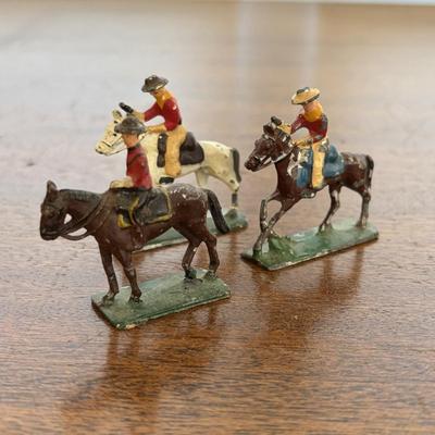 LOT 87: Vintage Metal Town's People & More