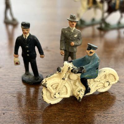 LOT 87: Vintage Metal Town's People & More
