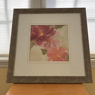 LOT 92: Home Decor Collection: Accent Table w/Storage, Shabby Chic Lamp, Floral Wall Art, Inspirational Butterfly Wall Art