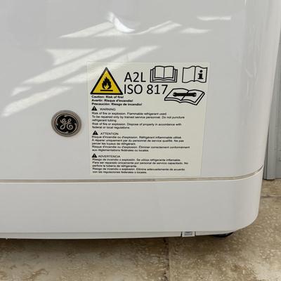 LOT 93: GE Portable Air Conditioner Model APWA14YBMWW1