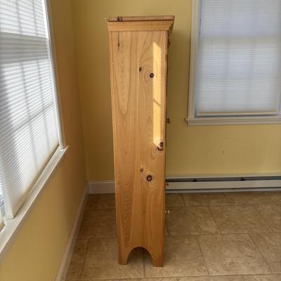 LOT 94: S.J. Bailey & Sons Mastercraft Wooden Unfinished Pine Pie Safe