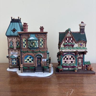 LOT 96 Dept 56: Dickens Village & Christmas in the City