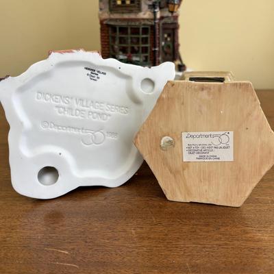 LOT 98: Dept 56 Accessories, Charles Dickens Series Childe Ponde, Cratchit's Corner