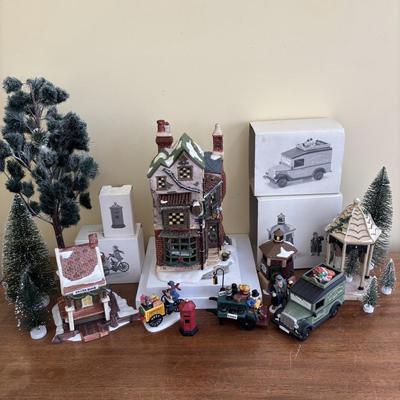 LOT 98: Dept 56 Accessories, Charles Dickens Series Childe Ponde, Cratchit's Corner