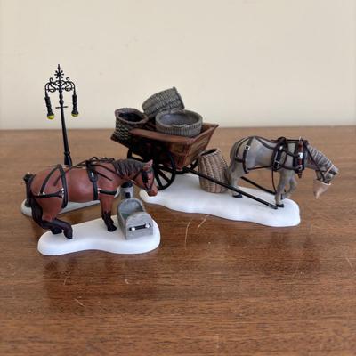 LOT 100: Dept 56 Holiday Village Accessories in Original Boxes