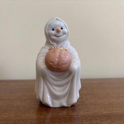 LOT 102: Harvest Blessings & More Collection: Dept 56 Best of the Harvest Figures, Lenox Ghost, Turkey & Scarecrow Wade Whimsies,...