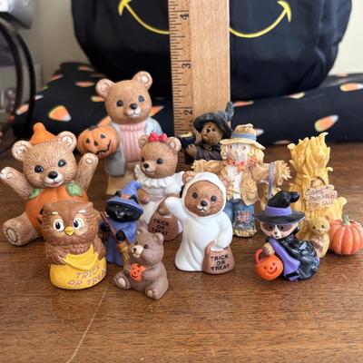 LOT 102: Harvest Blessings & More Collection: Dept 56 Best of the Harvest Figures, Lenox Ghost, Turkey & Scarecrow Wade Whimsies,...