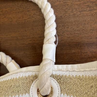 LOT 107: Vera Bradley Tote, Compact Organizer, Note Pads along with Simply Southern ID Wallet & Wristlet