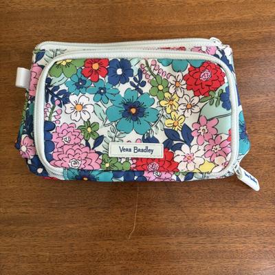 LOT 107: Vera Bradley Tote, Compact Organizer, Note Pads along with Simply Southern ID Wallet & Wristlet