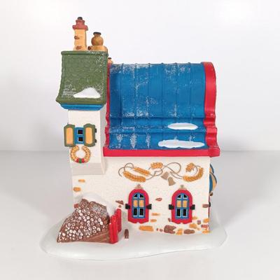 LOT 112: Department 56 Christmas Bread Bakers, Boarding School, Spider Box Locks & Hedgerow Garden Cottage