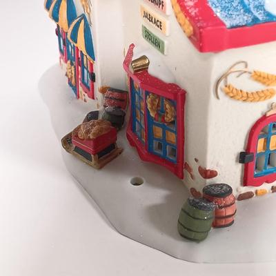 LOT 112: Department 56 Christmas Bread Bakers, Boarding School, Spider Box Locks & Hedgerow Garden Cottage