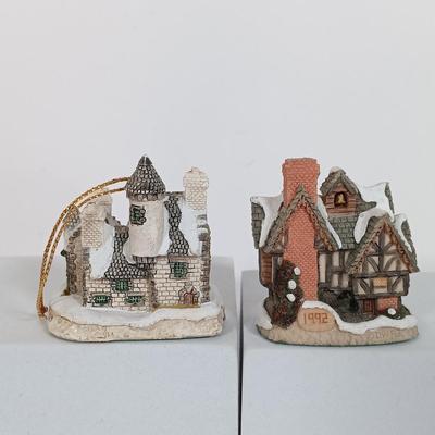 LOT 114: Department 56, David Winter and Hallmark House Ornaments