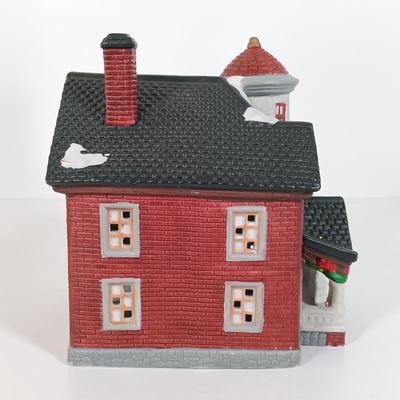 LOT 115: Department 56 Crooked Fence Cottage, Harper's Farm and Elf Bunk House with Dickens Keepsake Inn