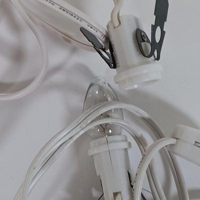 LOT 115: Department 56 Crooked Fence Cottage, Harper's Farm and Elf Bunk House with Dickens Keepsake Inn