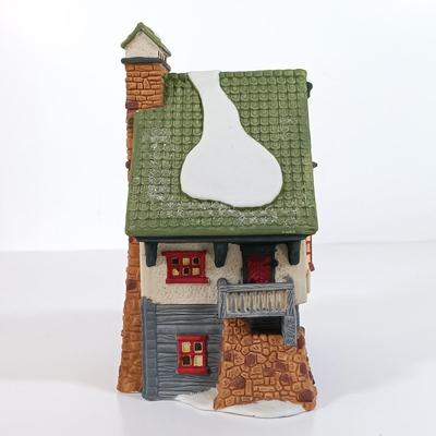 LOT 115: Department 56 Crooked Fence Cottage, Harper's Farm and Elf Bunk House with Dickens Keepsake Inn