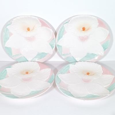 LOT 117: Fitz and Floyd Fauna and Flora Plate, Arabia Finland Floral Plates, Pendelfin Stonecraft & More