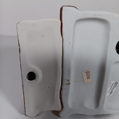 LOT 119: Dept 56 Theatre Royal, Coffee House, Wool Shop, By the Pond & Mutton and Ham