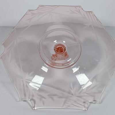 LOT 123: Pink Depression Glass Plates, Pitcher, Glasses & Handled Serving Dish