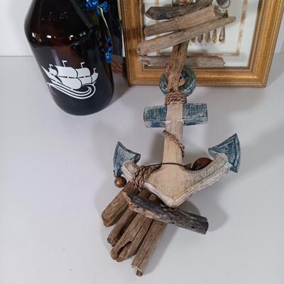 LOT 124: Nautical Themed Decor